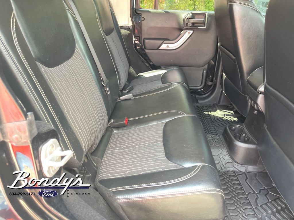 Used 2013 Jeep Wrangler Unlimited Sport AWD/4WD image 16