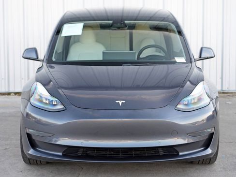 Used 2022 Tesla Model 3 Performance image 46