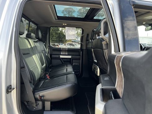 Used 2019 Ford F250 Lariat w/ Lariat Ultimate Package image 18