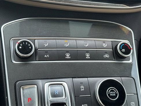 Used 2022 Hyundai Santa Fe SEL image 20