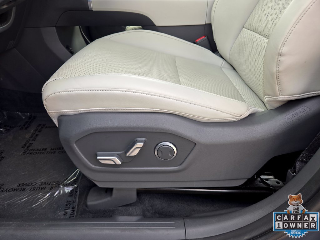 Used 2025 Hyundai Santa Fe SEL FWD image 27
