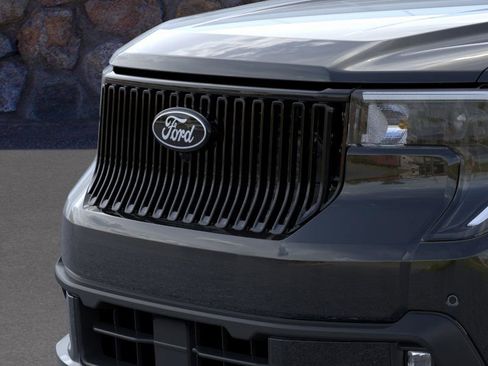 New 2025 Ford Maverick Lobo image 18