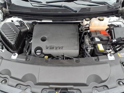 Used 2023 Chevrolet Traverse Premier w/ Redline Edition image 35