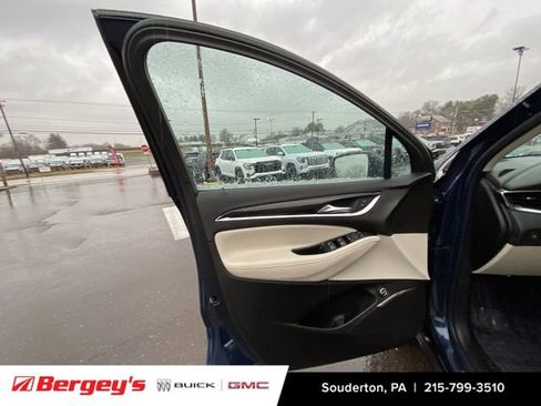 Certified 2023 Buick Enclave Essence image 25