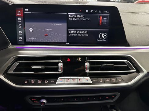 Used 2023 BMW X6 xDrive40i w/ Premium Package image 38