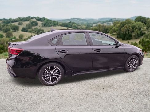Used 2023 Kia Forte GT-Line w/ GT-Line Premium Package FWD image 11