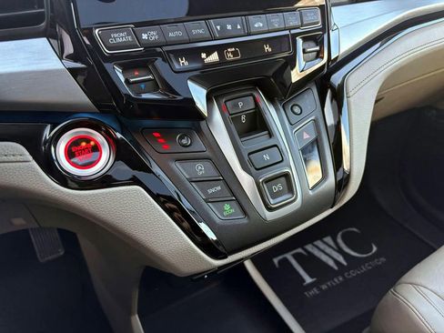 Used 2024 Honda Odyssey Touring image 22