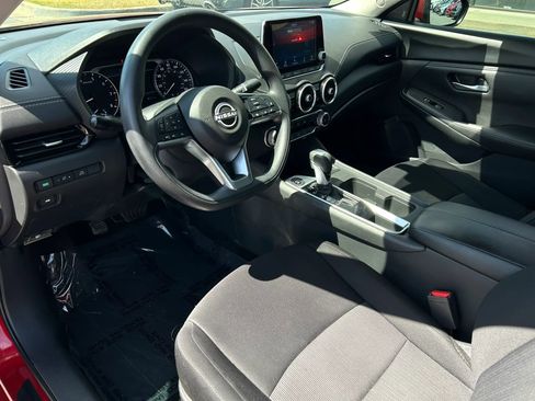Used 2024 Nissan Sentra SV FWD image 8