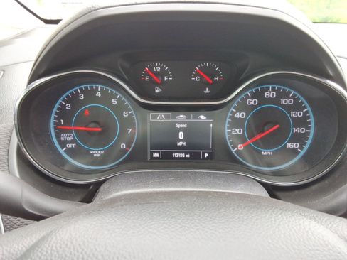 Used 2017 Chevrolet Cruze LT FWD image 14