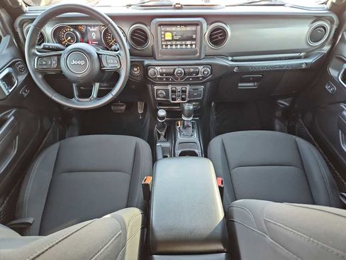 Used 2022 Jeep Wrangler Unlimited Willys image 15