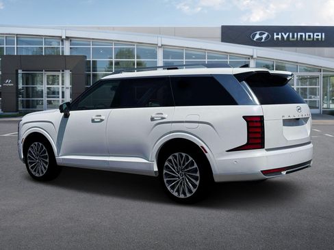 New 2026 Hyundai Palisade Calligraphy FWD image 4