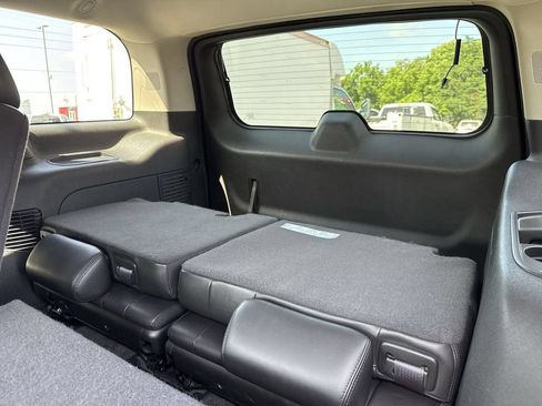 Used 2011 Chevrolet Tahoe LT AWD/4WD image 11