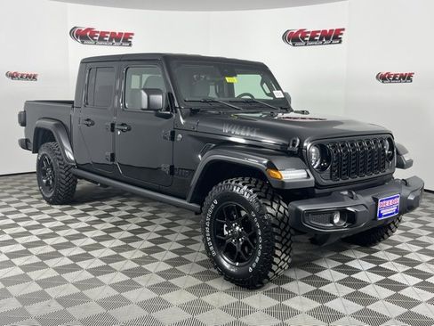 New 2025 Jeep Gladiator Willys image 2