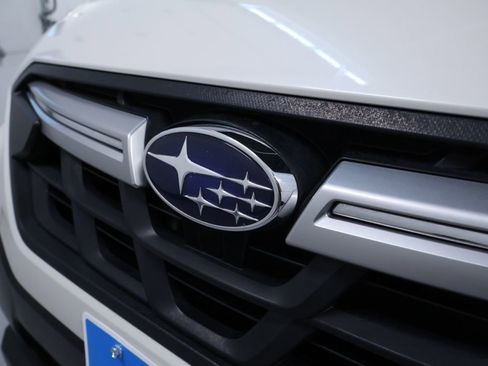 Used 2023 Subaru Crosstrek 2.5i Limited image 9