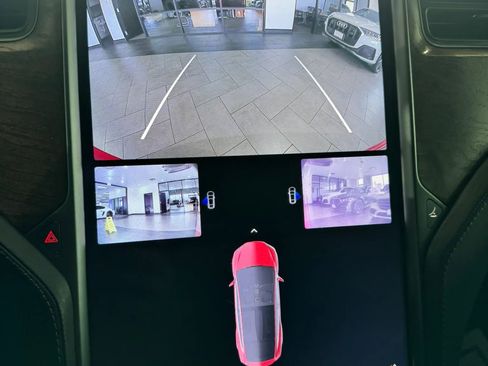 Used 2020 Tesla Model X image 26