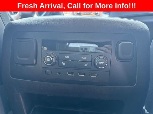 Used 2017 GMC Yukon Denali w/ Open Road Package AWD/4WD image 24