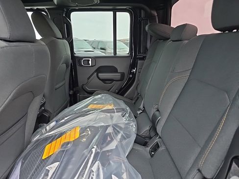 New 2026 Jeep Gladiator Sport image 16