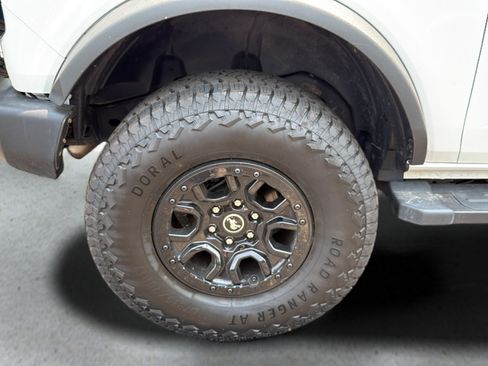 Used 2022 Ford Bronco Wildtrak AWD/4WD image 30