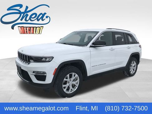 Used 2023 Jeep Grand Cherokee Limited image 1