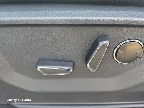 New 2025 Ford F150 Lariat w/ Equipment Group 502A High image 10