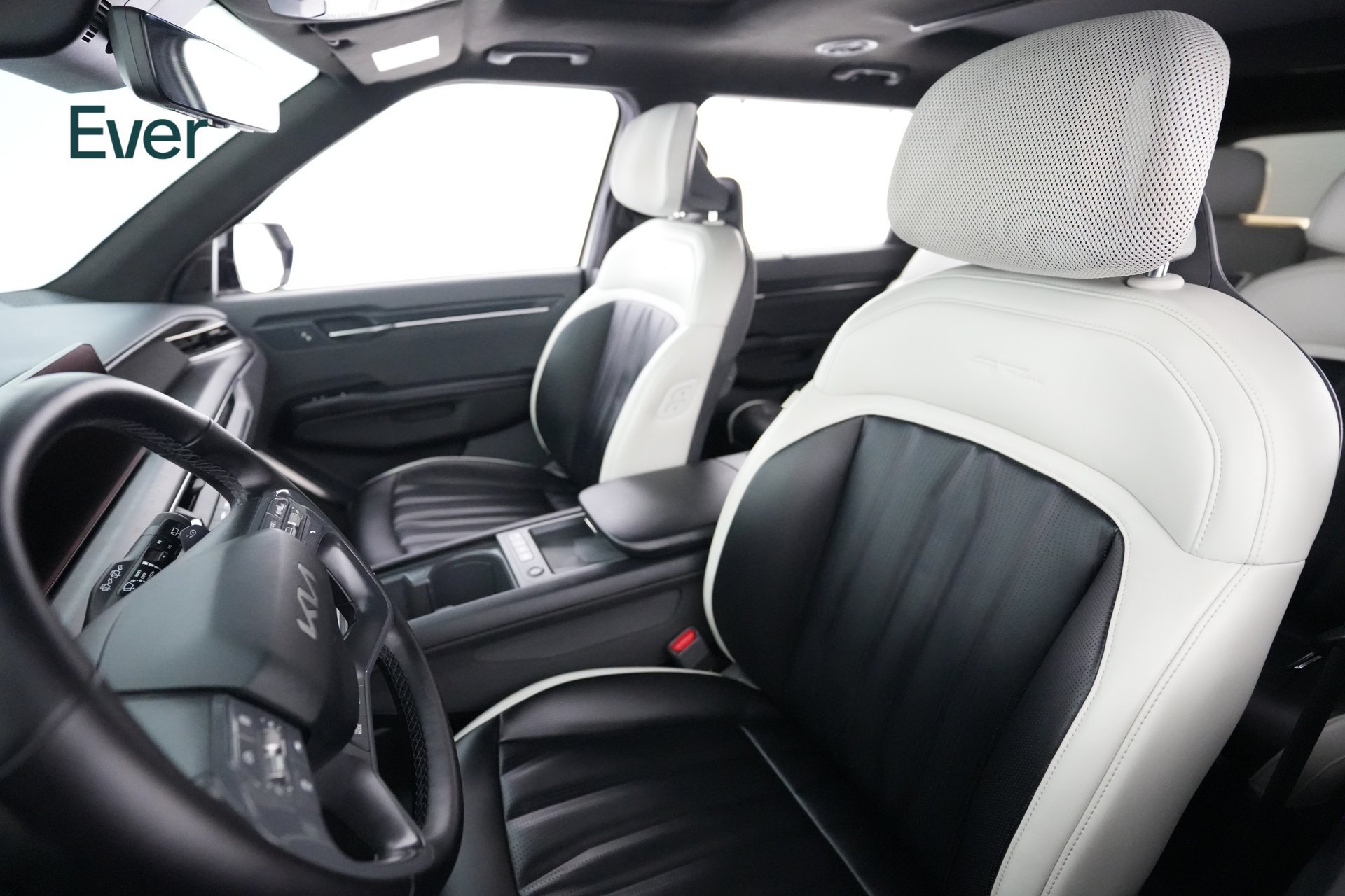 Used 2024 Kia EV9 GT-Line AWD/4WD image 4