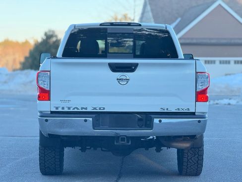 Used 2016 Nissan Titan SL image 7