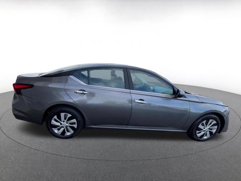 Used 2023 Nissan Altima 2.5 S FWD image 16