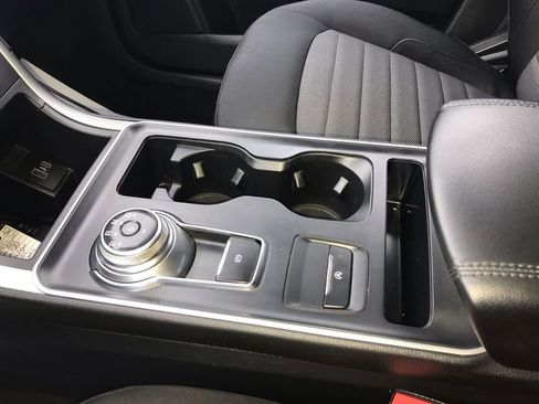 Used 2022 Ford Edge SE w/ Black Appearance Package image 20