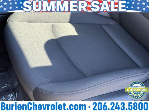 Used 2024 Chevrolet Malibu LT FWD image 11