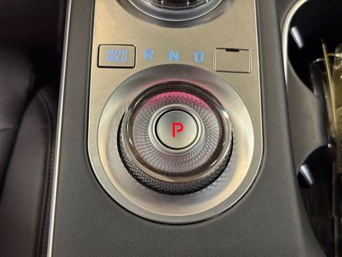 Used 2025 Genesis GV70 2.5T image 35