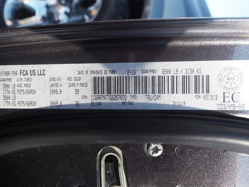 Used 2016 RAM 1500 Laramie w/ Convenience Group image 30