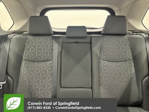 Used 2025 Toyota RAV4 XLE image 28