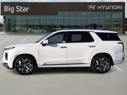 Used 2022 Hyundai Palisade Calligraphy w/ Cargo Package image 2
