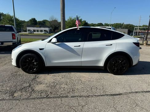 Used 2020 Tesla Model Y Long Range AWD/4WD image 9