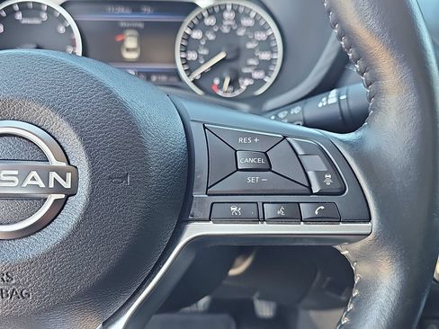 Used 2025 Nissan Sentra SV w/ All-Weather Package FWD image 17