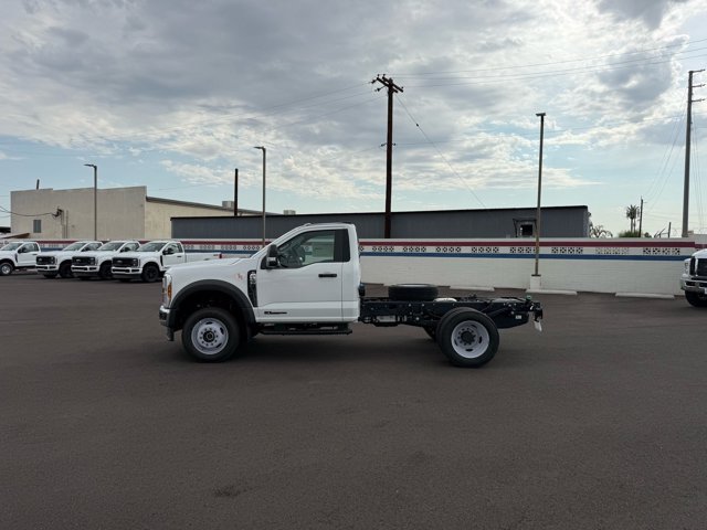 Used 2025 Ford F550 4x4 Regular Cab Super Duty image 3