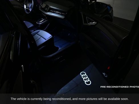 Used 2024 Audi Q4 e-tron Premium Plus w/ Premium Plus image 42