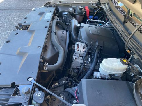 Used 2009 Chevrolet Silverado 2500 LT AWD/4WD image 41