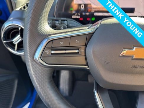 New 2026 Chevrolet Equinox EV LT image 15