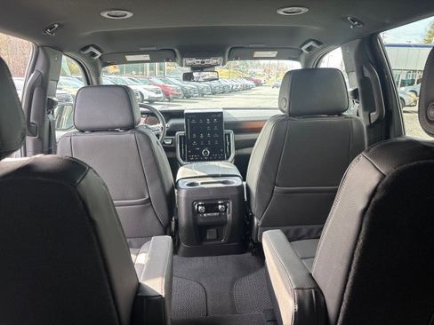New 2026 GMC Yukon XL Denali image 36
