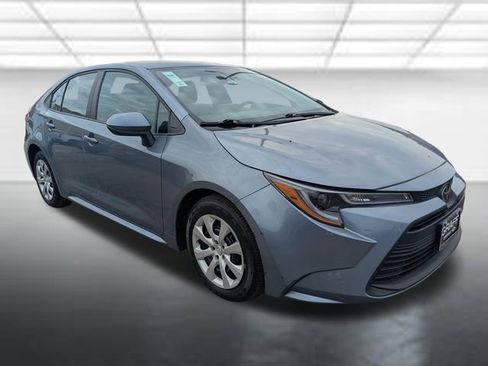 Used 2024 Toyota Corolla LE FWD image 1