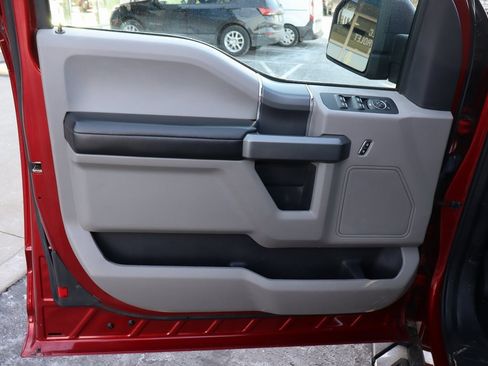 Used 2018 Ford F150 XLT w/ Equipment Group 302A Luxury image 22