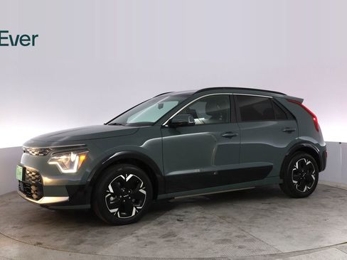 Used 2023 Kia Niro Wind FWD image 18