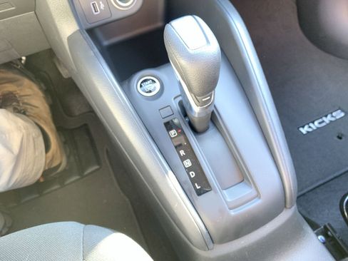New 2025 Nissan Kicks Play S image 20