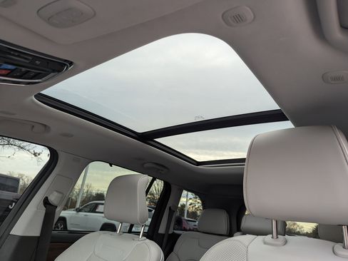 Used 2022 Jeep Grand Cherokee Summit w/ Adv Protech Group IV image 26