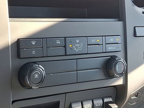 Used 2023 Ford F650 2WD Regular Cab Super Duty image 14