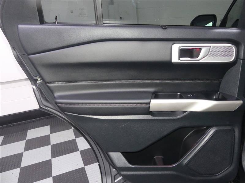 Used 2023 Ford Explorer Limited RWD image 22
