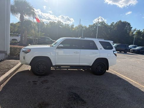 Used 2024 Toyota 4Runner SR5 RWD image 1