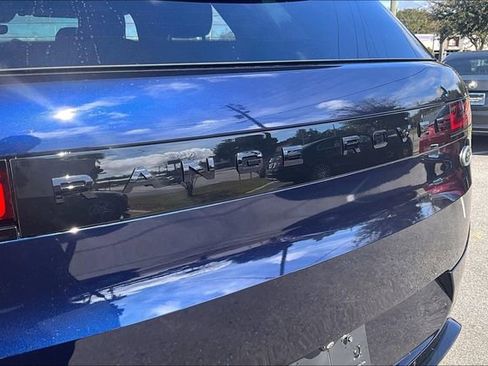 Used 2023 Land Rover Range Rover Sport SE Dynamic image 27