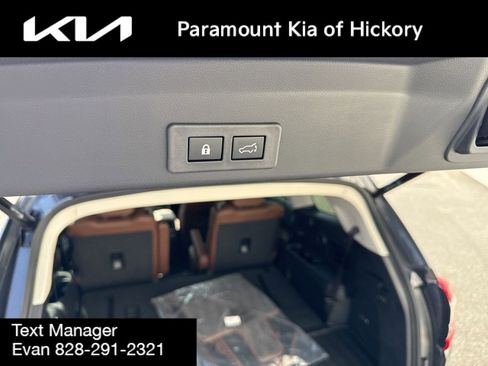 Used 2025 Subaru Ascent Touring w/ Popular Package #2 AWD/4WD image 16